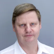 Portrait von Zahnarzt Axel Neumann