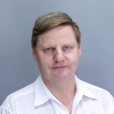 Portrait von Zahnarzt Axel Neumann