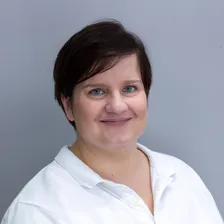 Portrait von Zahnärztin Dr. Nora Lehmann